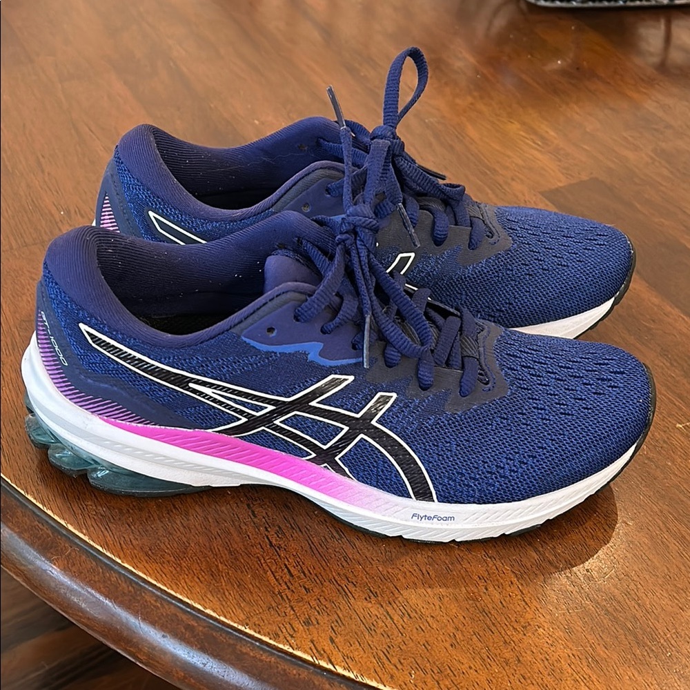 Asics Blue Athletic Shoes with Breathable Mesh and Cushioned Sole - Picture 2 of 6
